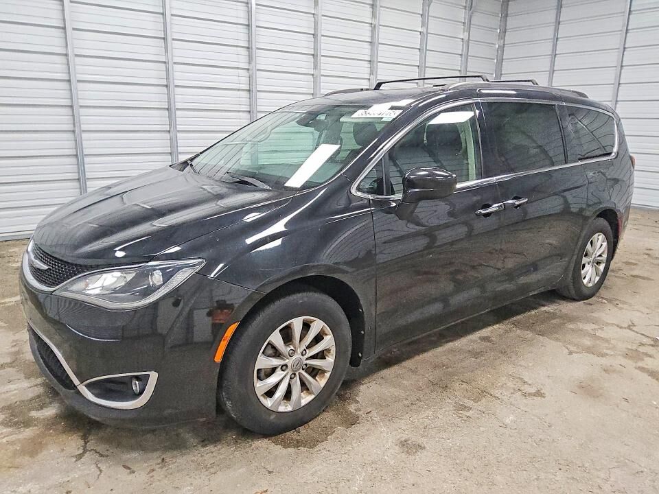 2018 CHRYSLER Pacifica