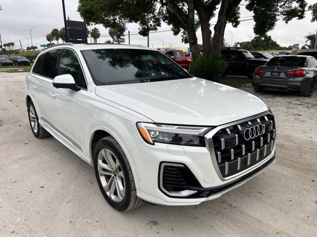 2025 AUDI Q7