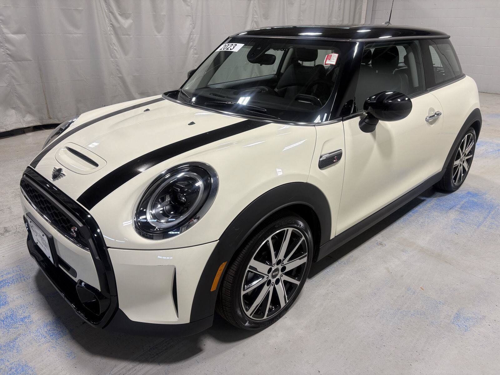 2023 MINI Hardtop
