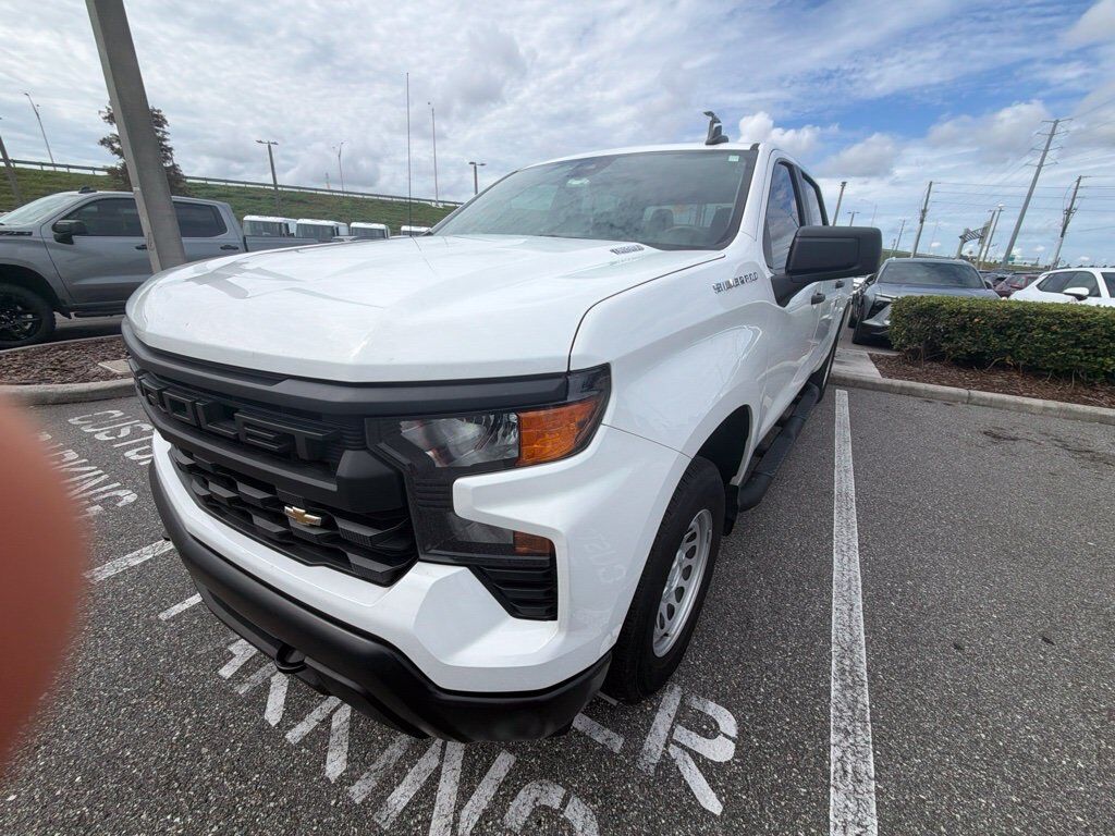 2025 CHEVROLET Silverado