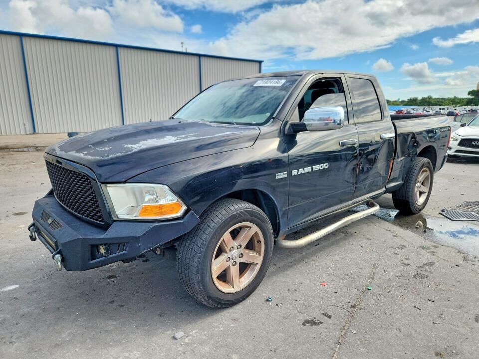 2012 DODGE Ram