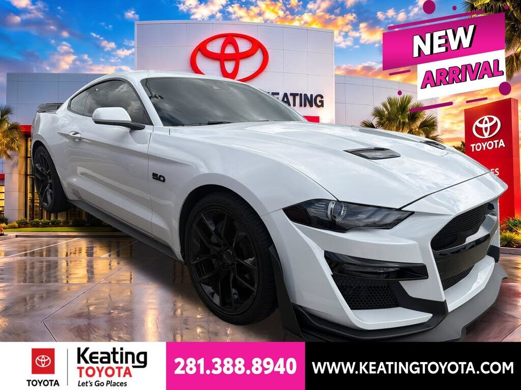 2021 FORD Mustang