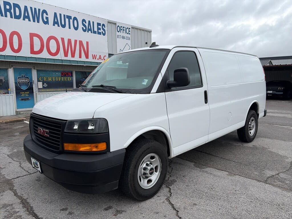 2023 GMC Savana