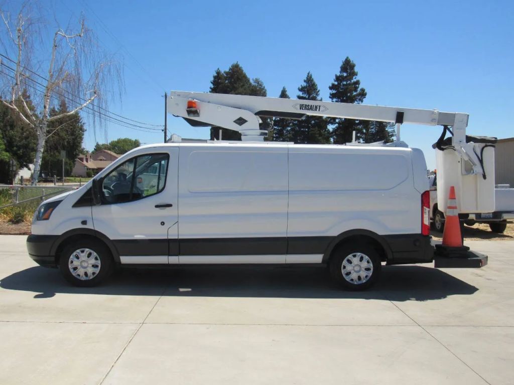 2018 FORD Transit