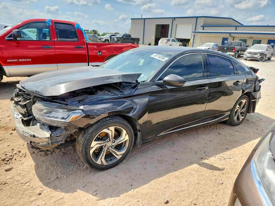2018 HONDA Accord