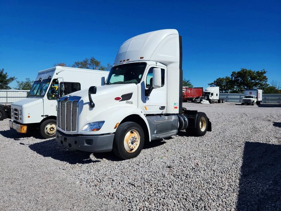2018 PETERBILT 579