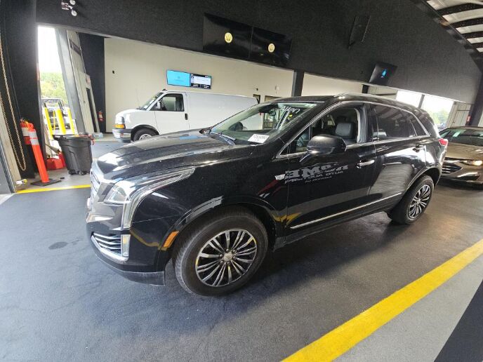 2017 CADILLAC XT5