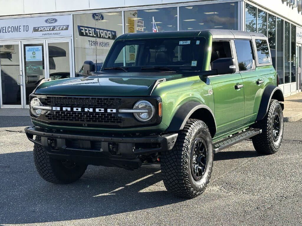 2024 FORD Bronco