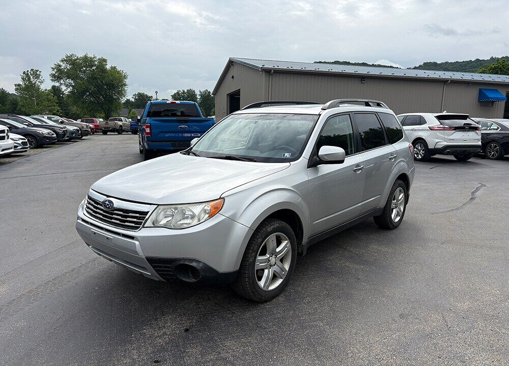 2009 SUBARU Forester