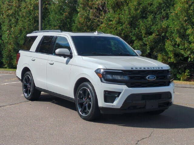 2023 FORD Expedition