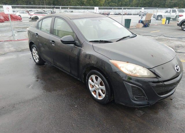 2010 MAZDA Mazda3