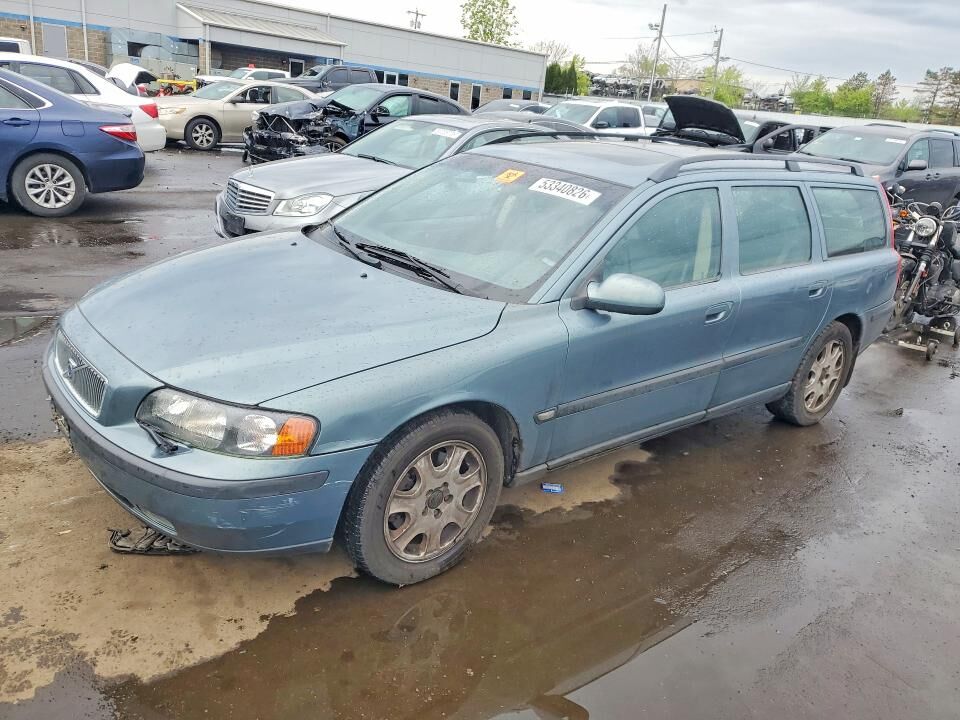 2002 VOLVO V70
