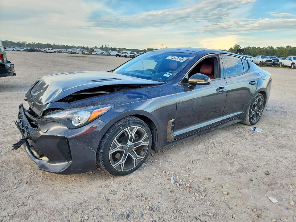 2021 KIA Stinger