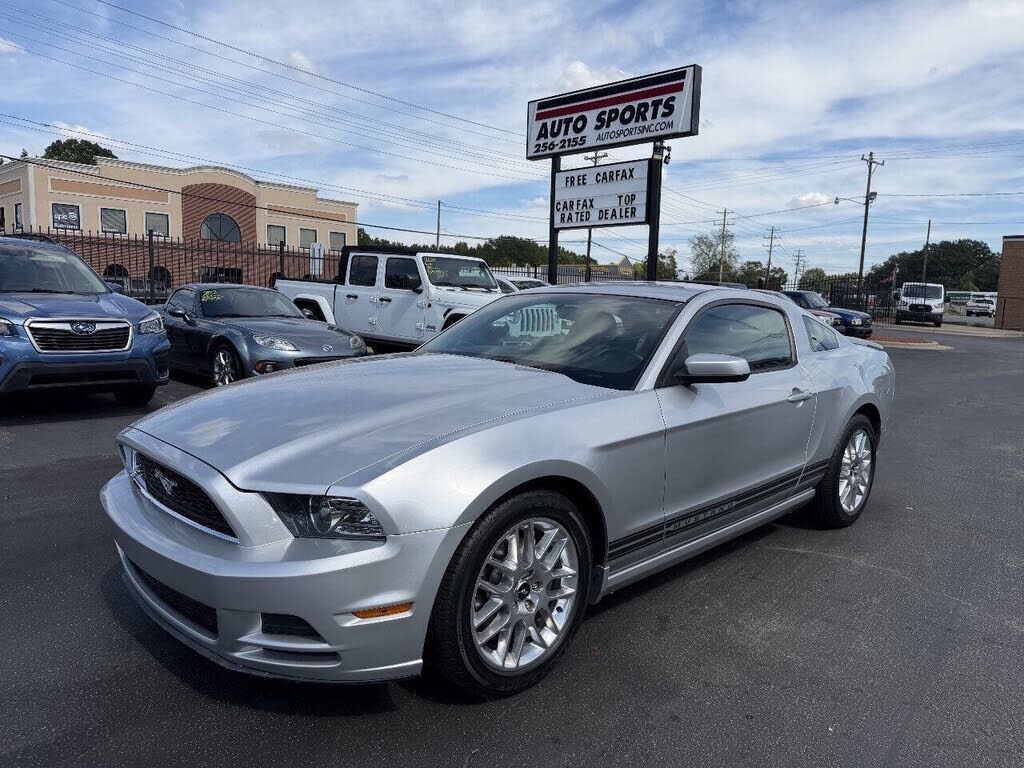 2013 FORD Mustang