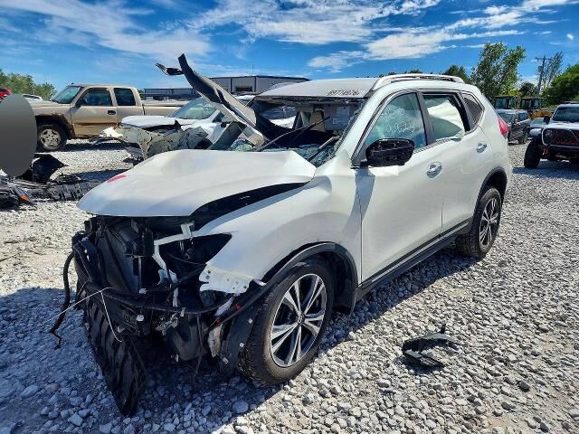 2017 NISSAN Rogue