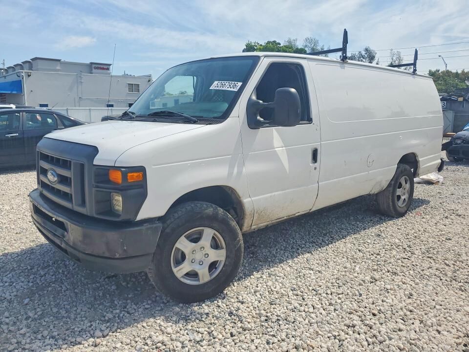 2013 FORD E-350