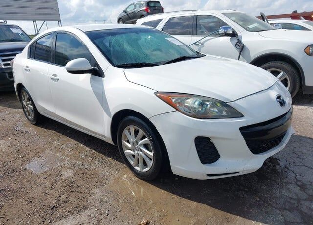2012 MAZDA Mazda3