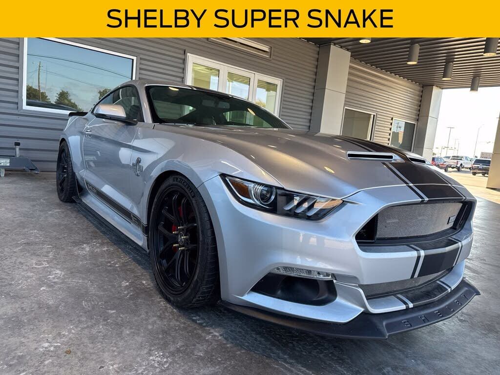 2017 FORD Mustang