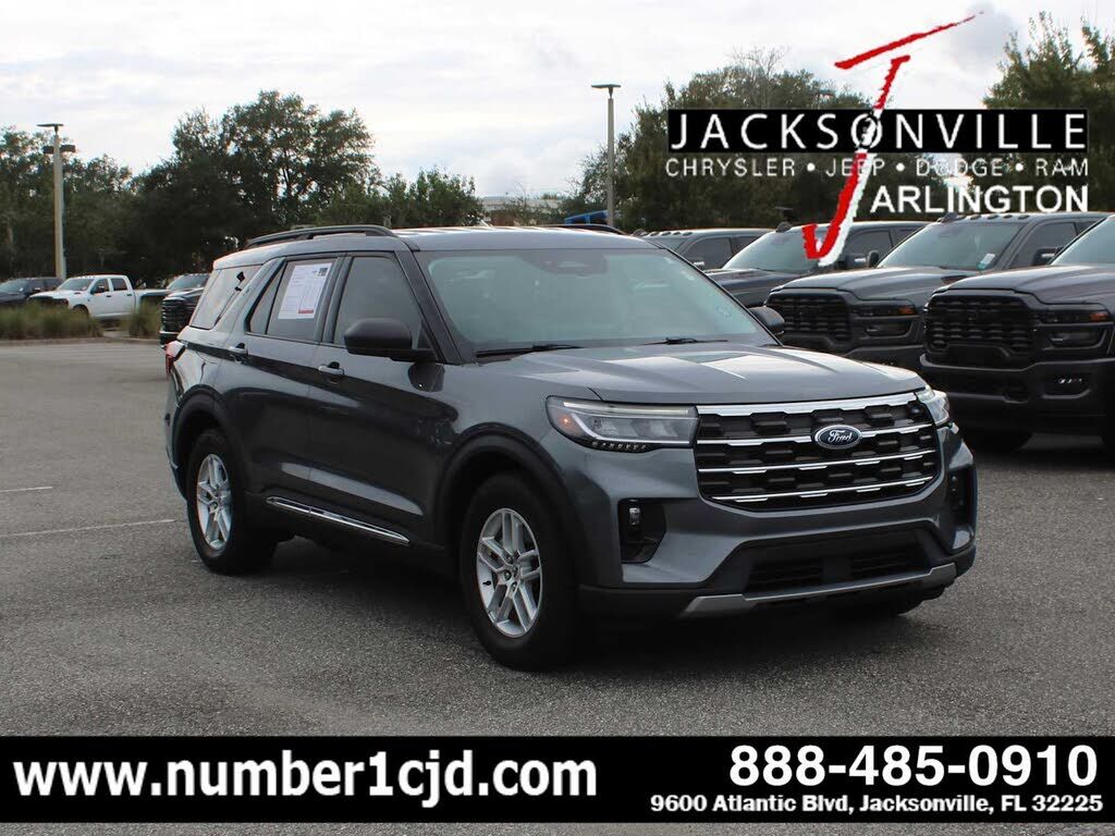 2025 FORD Explorer
