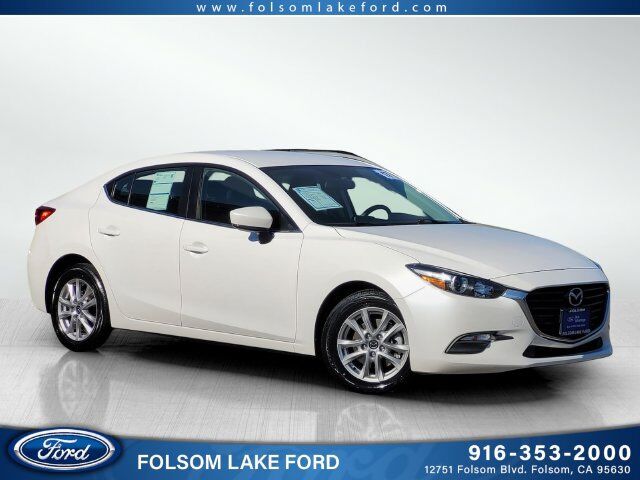 2017 MAZDA Mazda3
