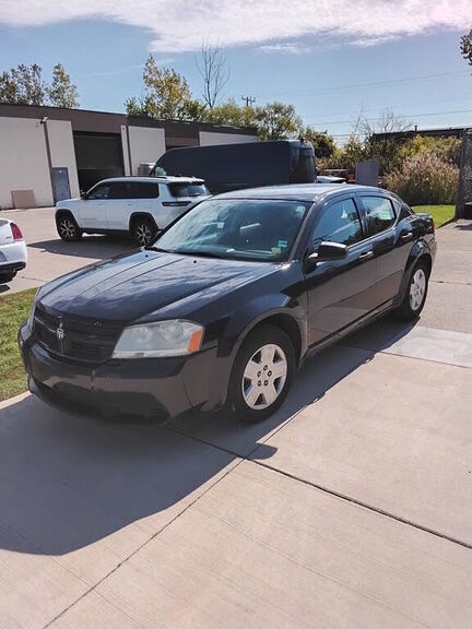 2010 DODGE Avenger