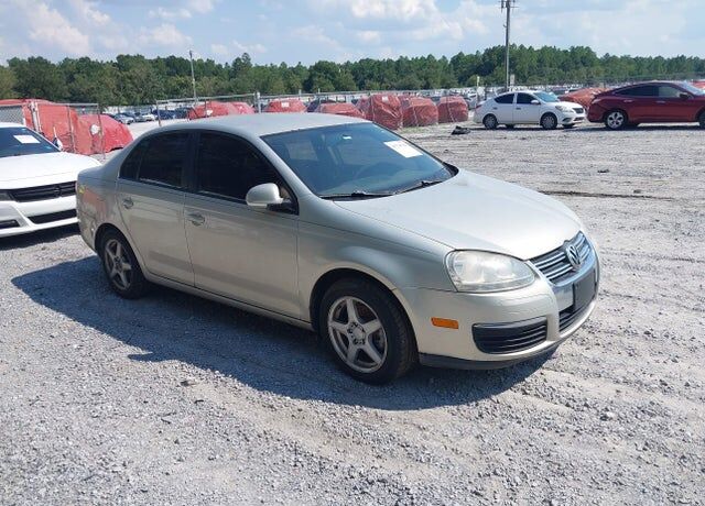 2010 VOLKSWAGEN Jetta