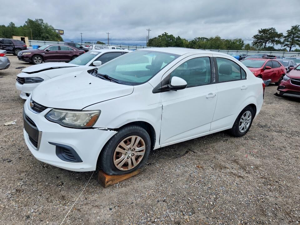 2017 CHEVROLET Sonic