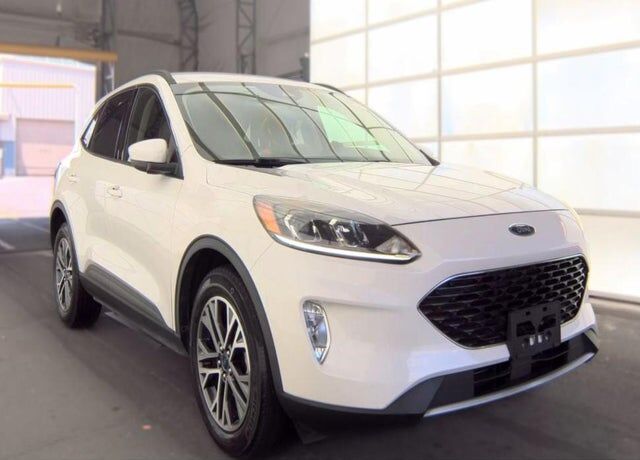 2020 FORD Escape