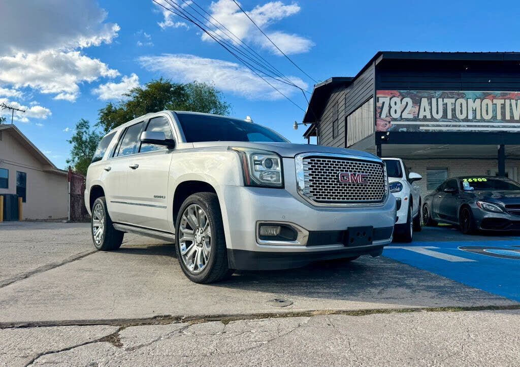 2016 GMC Yukon