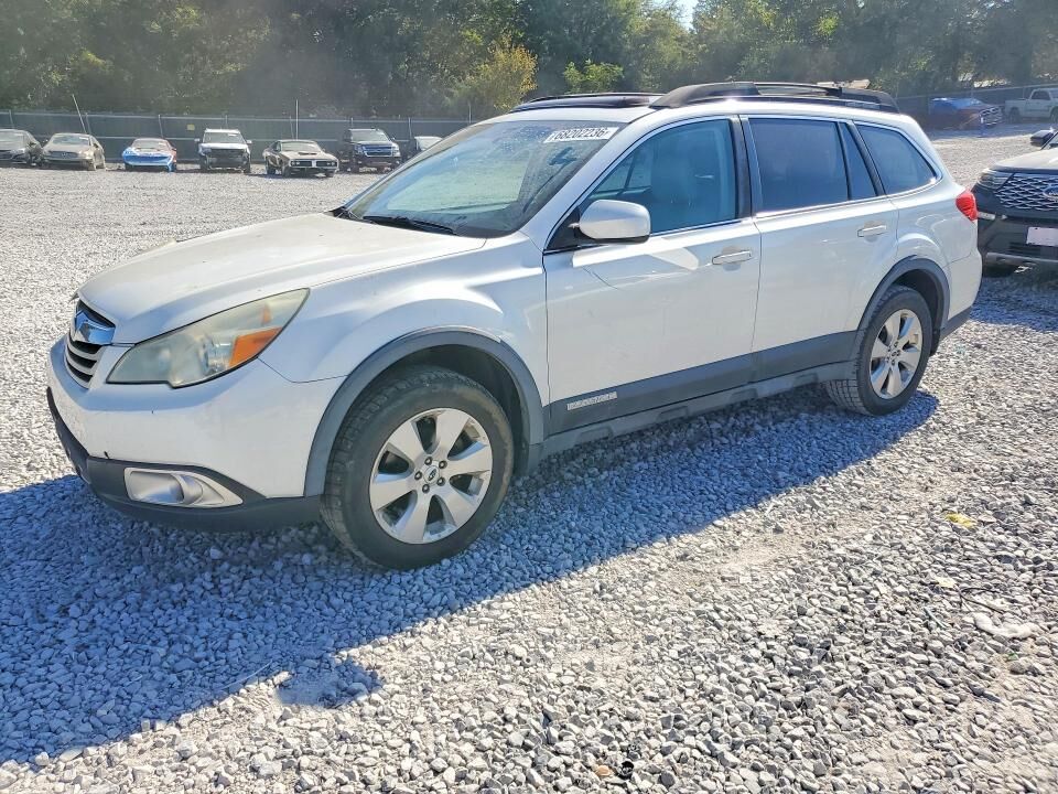 2012 SUBARU Outback
