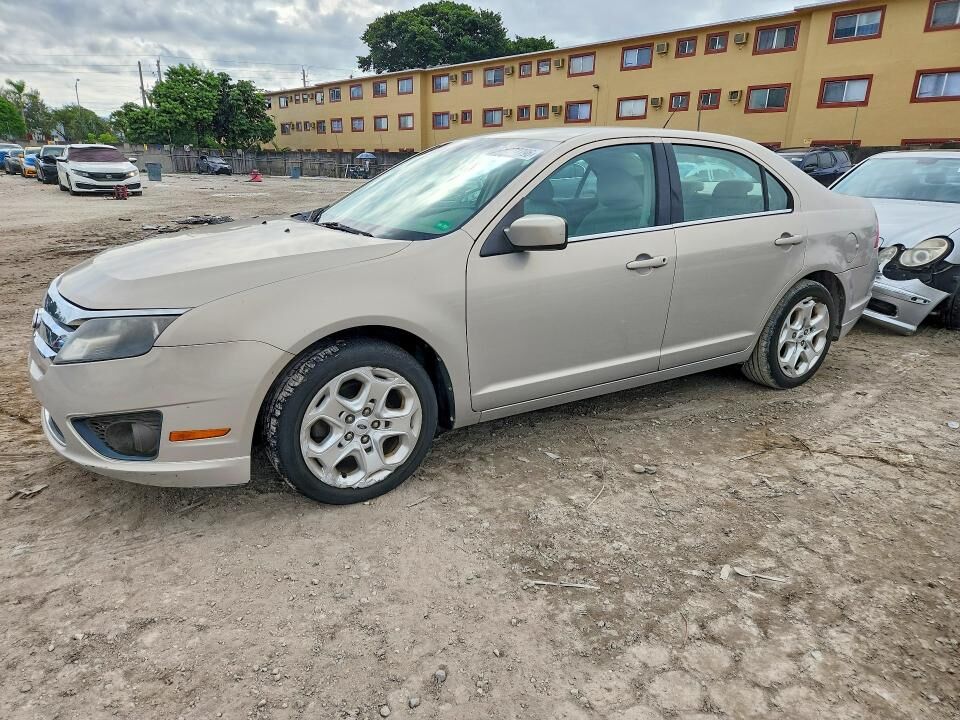 2010 FORD Fusion