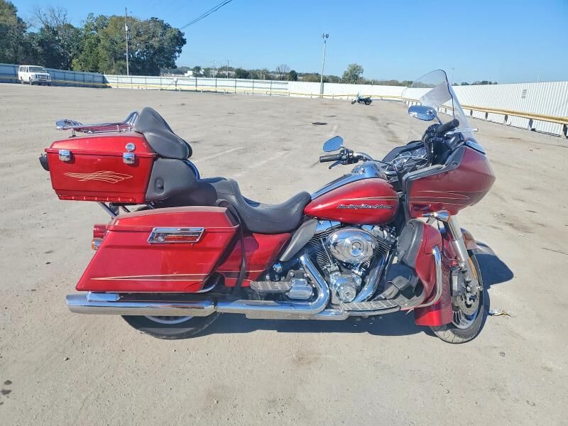 2013 HARLEY DAVIDSON Road Glide Ultra