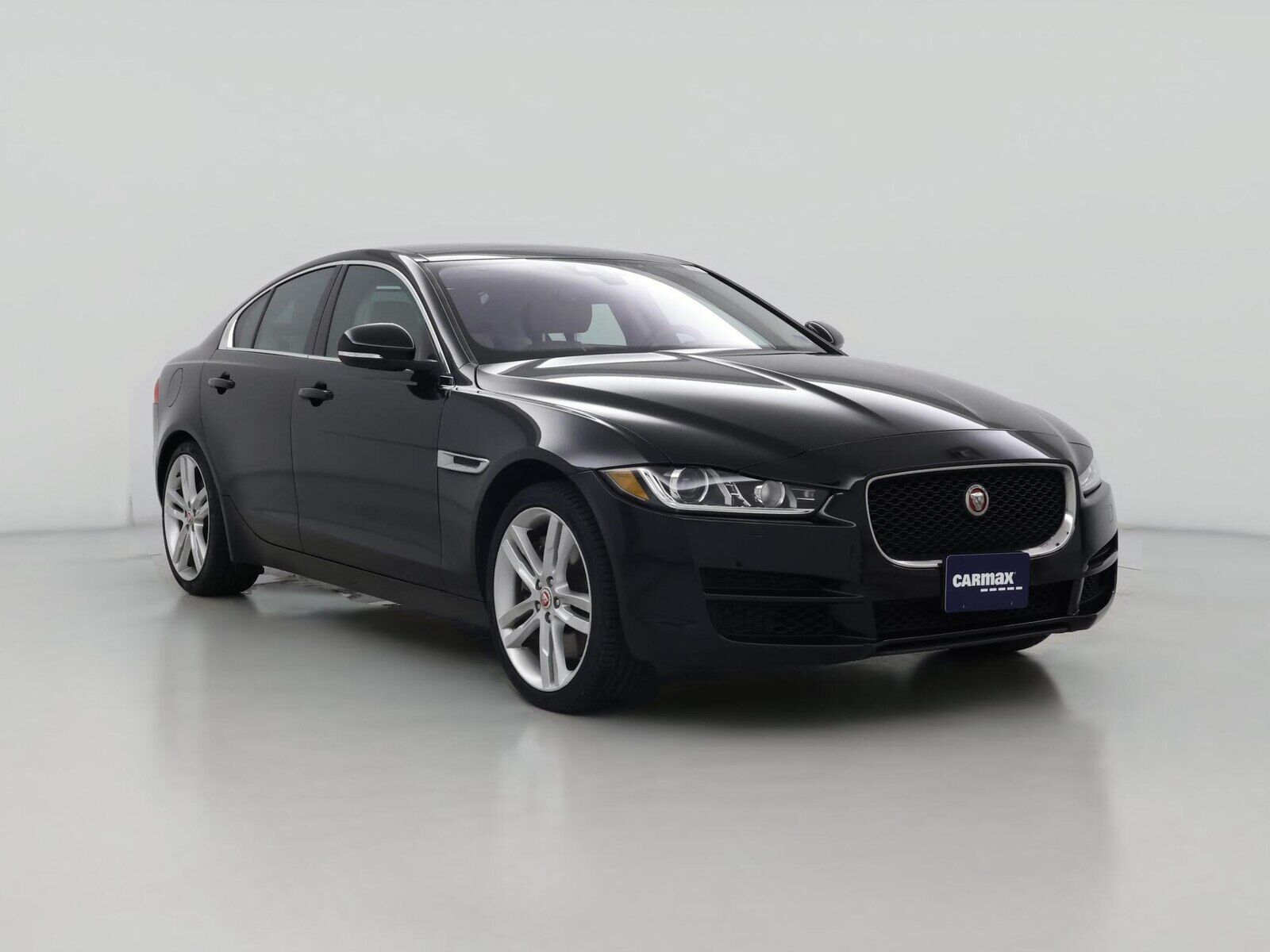 2017 JAGUAR XE