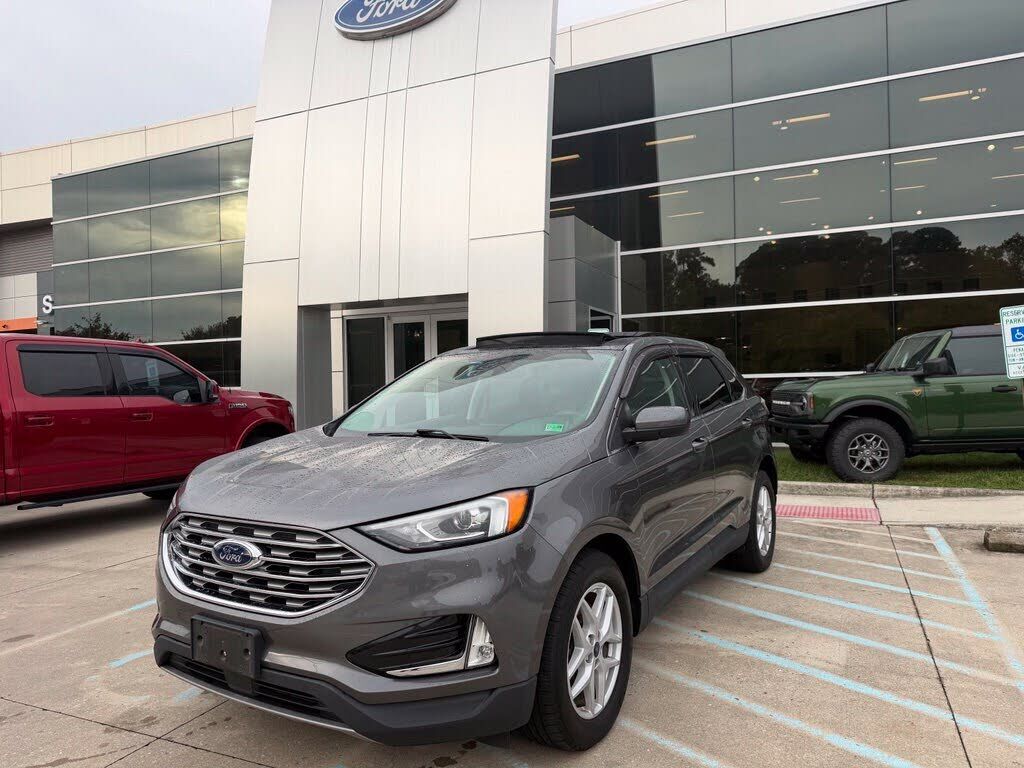 2022 FORD Edge