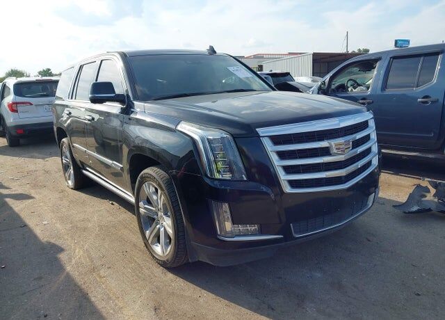 2016 CADILLAC Escalade