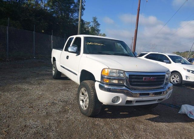 2004 GMC Sierra