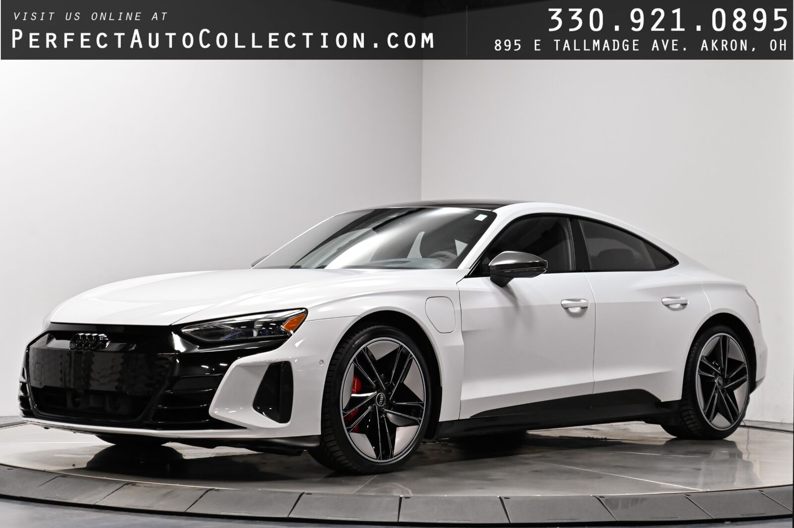 2022 AUDI e-tron