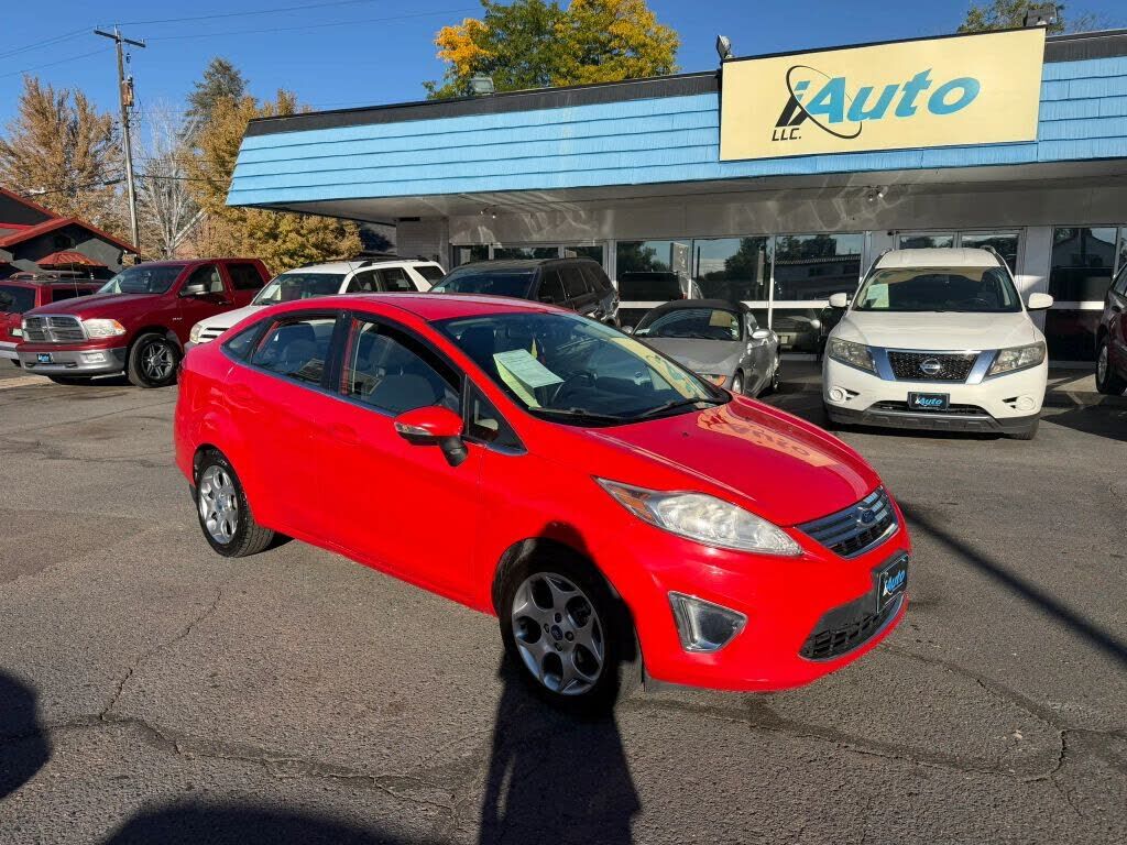 2012 FORD Fiesta