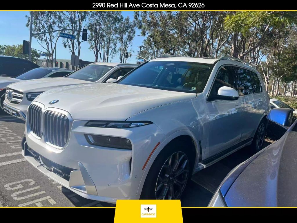 2023 BMW X7