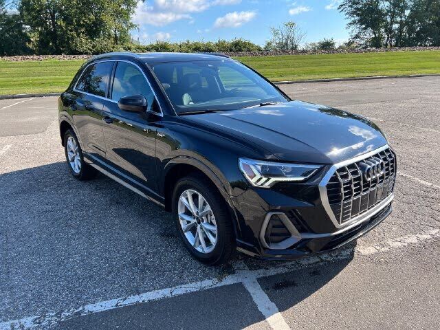 2025 AUDI Q3