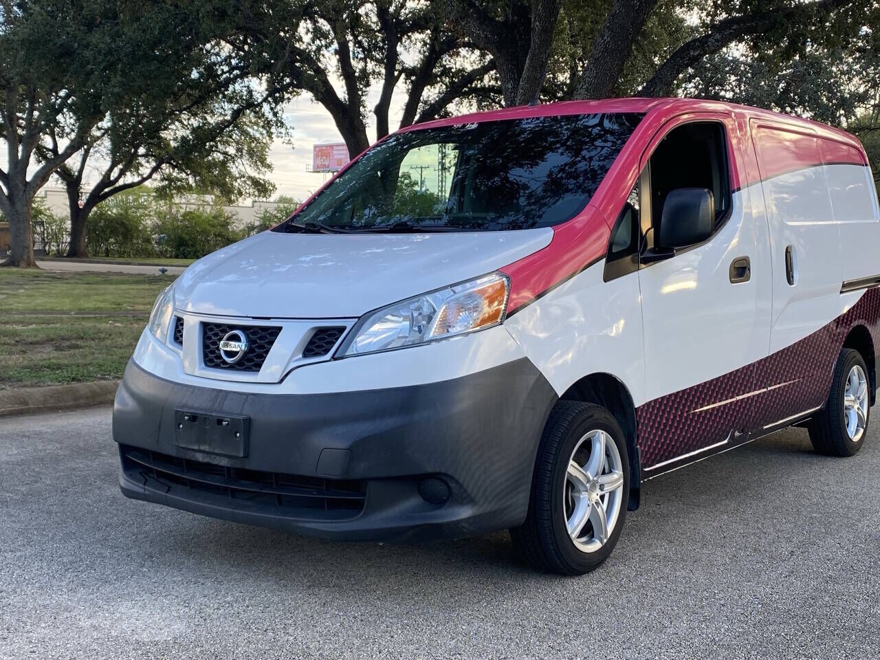 2019 NISSAN NV200