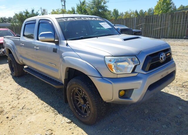 2015 TOYOTA Tacoma