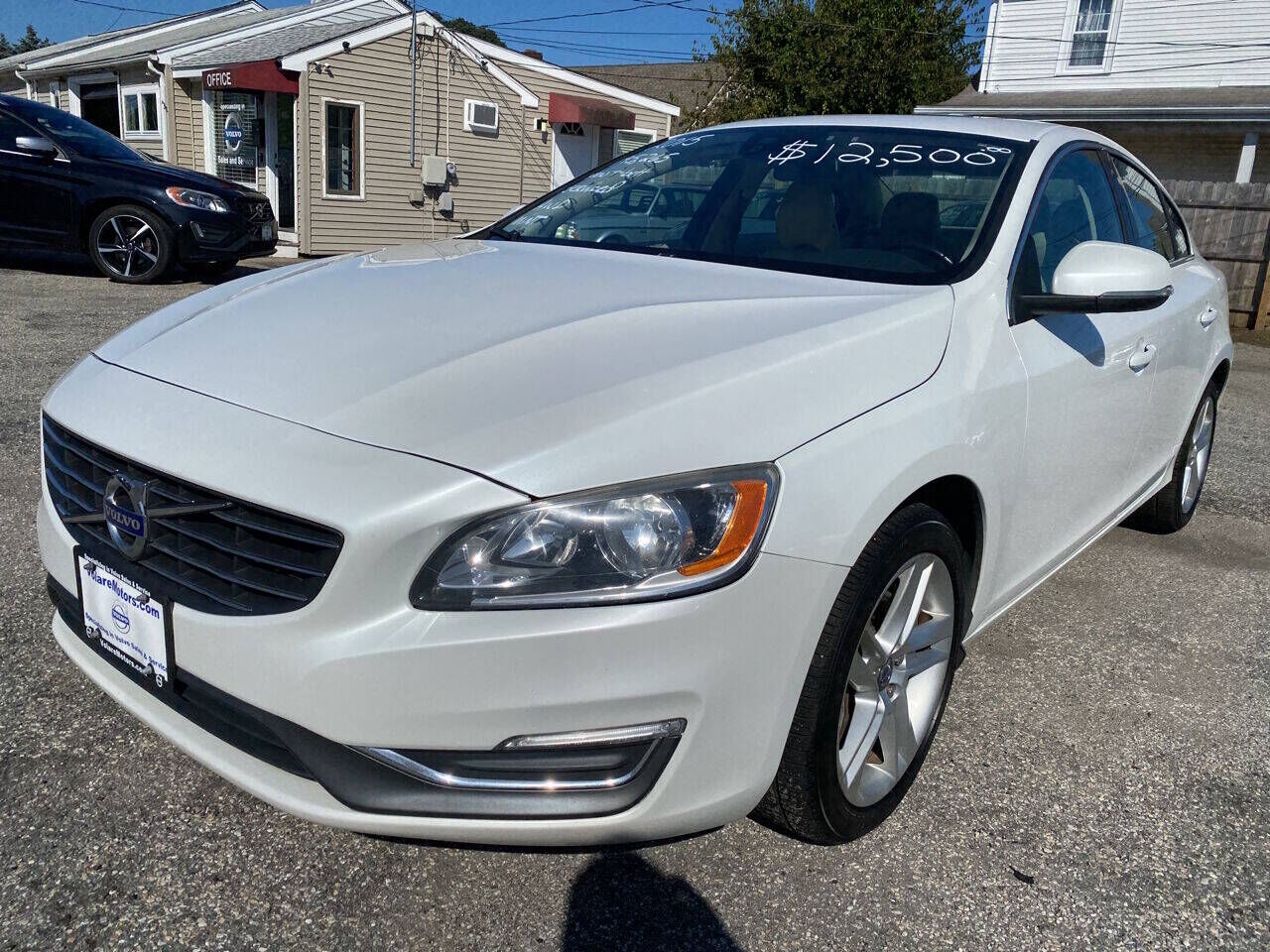 2015 VOLVO S60