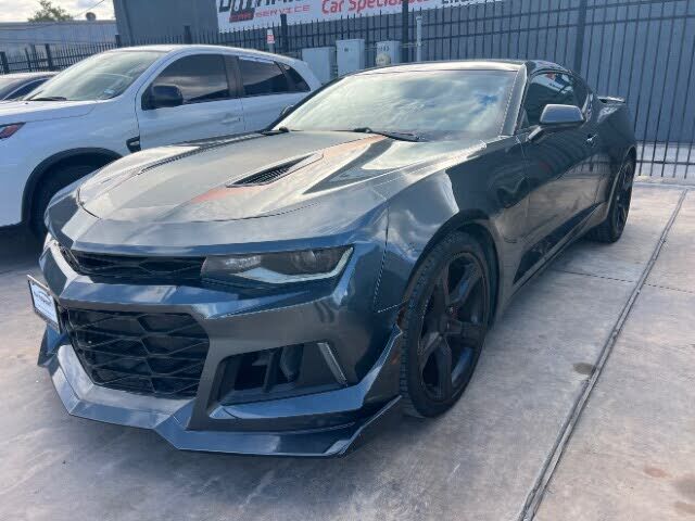 2017 CHEVROLET Camaro