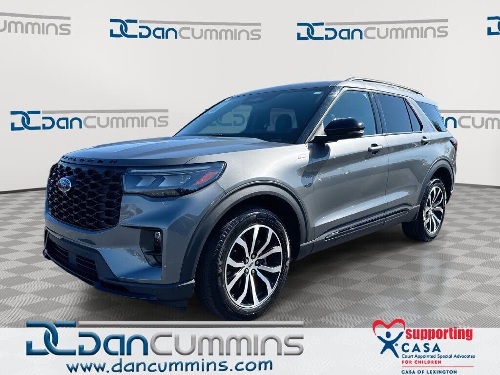 2025 FORD Explorer
