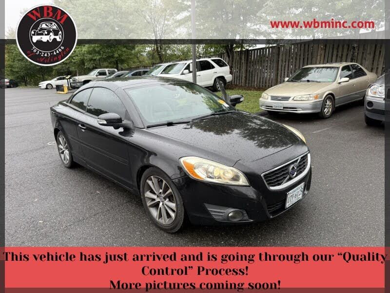 2011 VOLVO C70