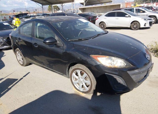 2010 MAZDA Mazda3