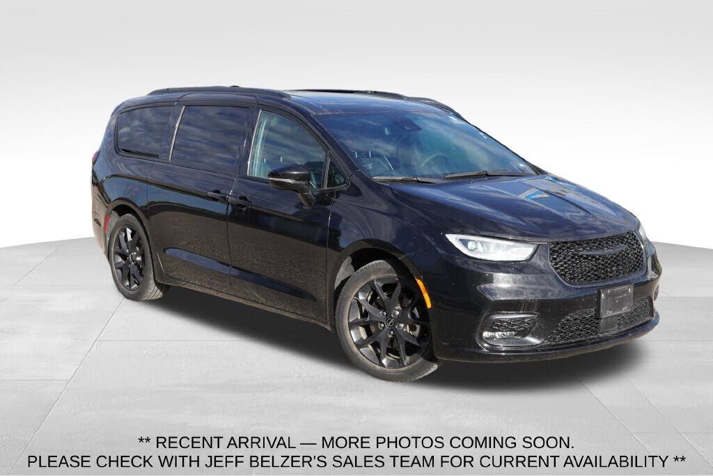 2025 CHRYSLER Pacifica
