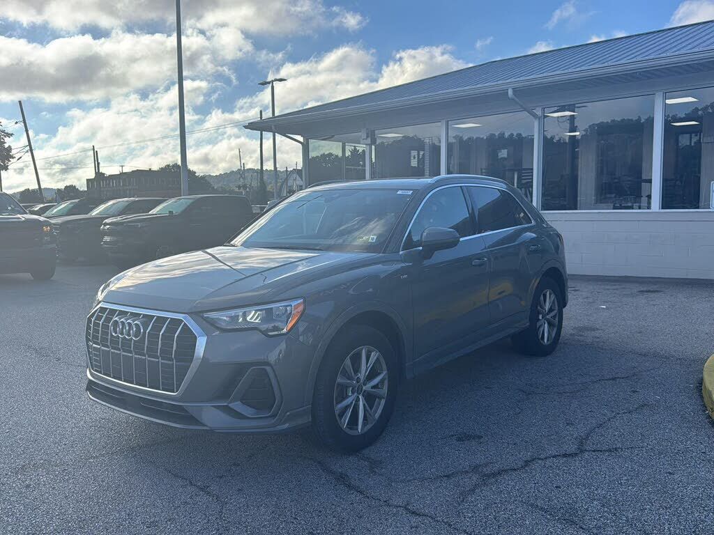 2022 AUDI Q3