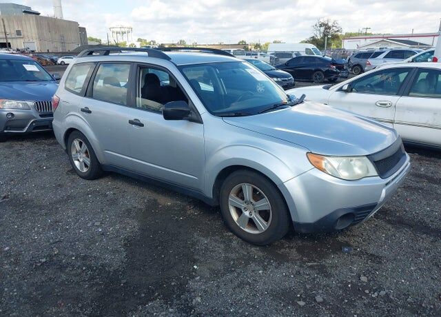 2011 SUBARU Forester